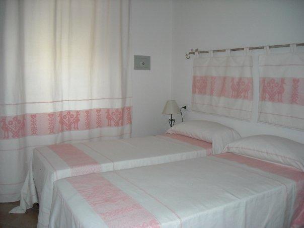 Bed and Breakfast Note Sulla Piazza Cagliari Habitación foto