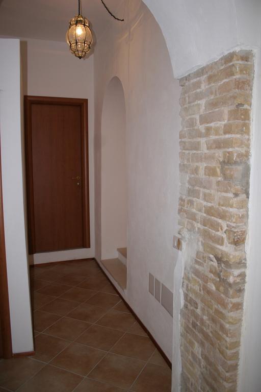 Bed and Breakfast Note Sulla Piazza Cagliari Exterior foto